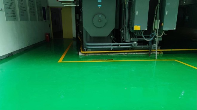 新能源車間防靜電地坪漆 助力動(dòng)力電池生產(chǎn)安全合規(guī)