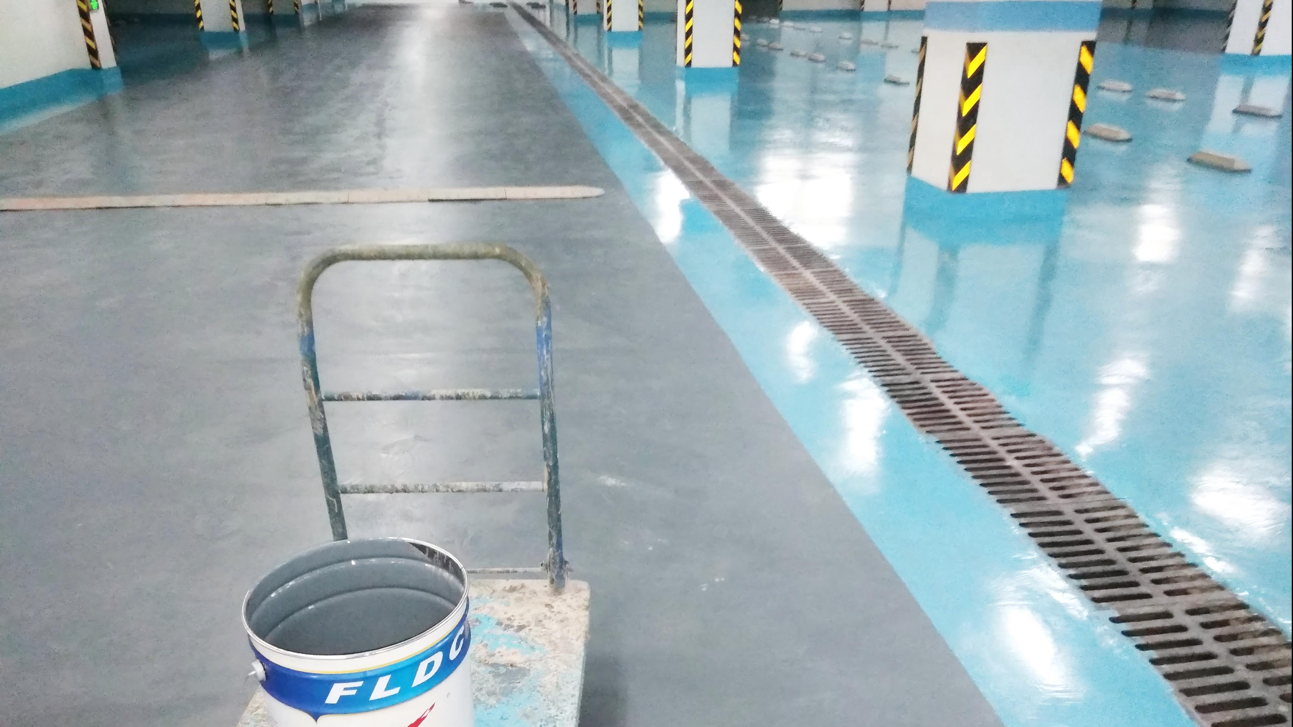 富萊德地坪漆在大型商超地下停車場的完美解決方案