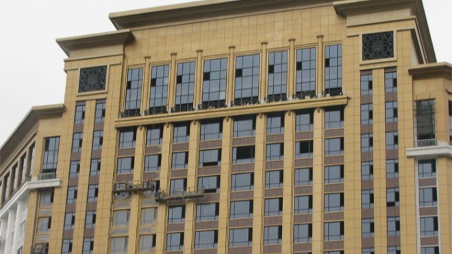 鋼結(jié)構(gòu)氟碳漆漆膜針孔的原因及改善