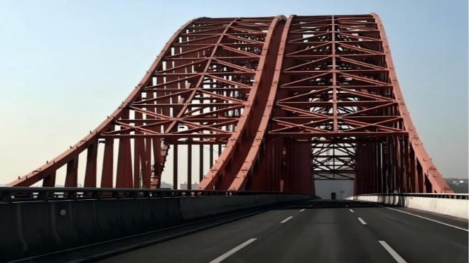 市政橋梁鋼結(jié)構(gòu)防腐選石墨烯涂料 長效耐候可達20年