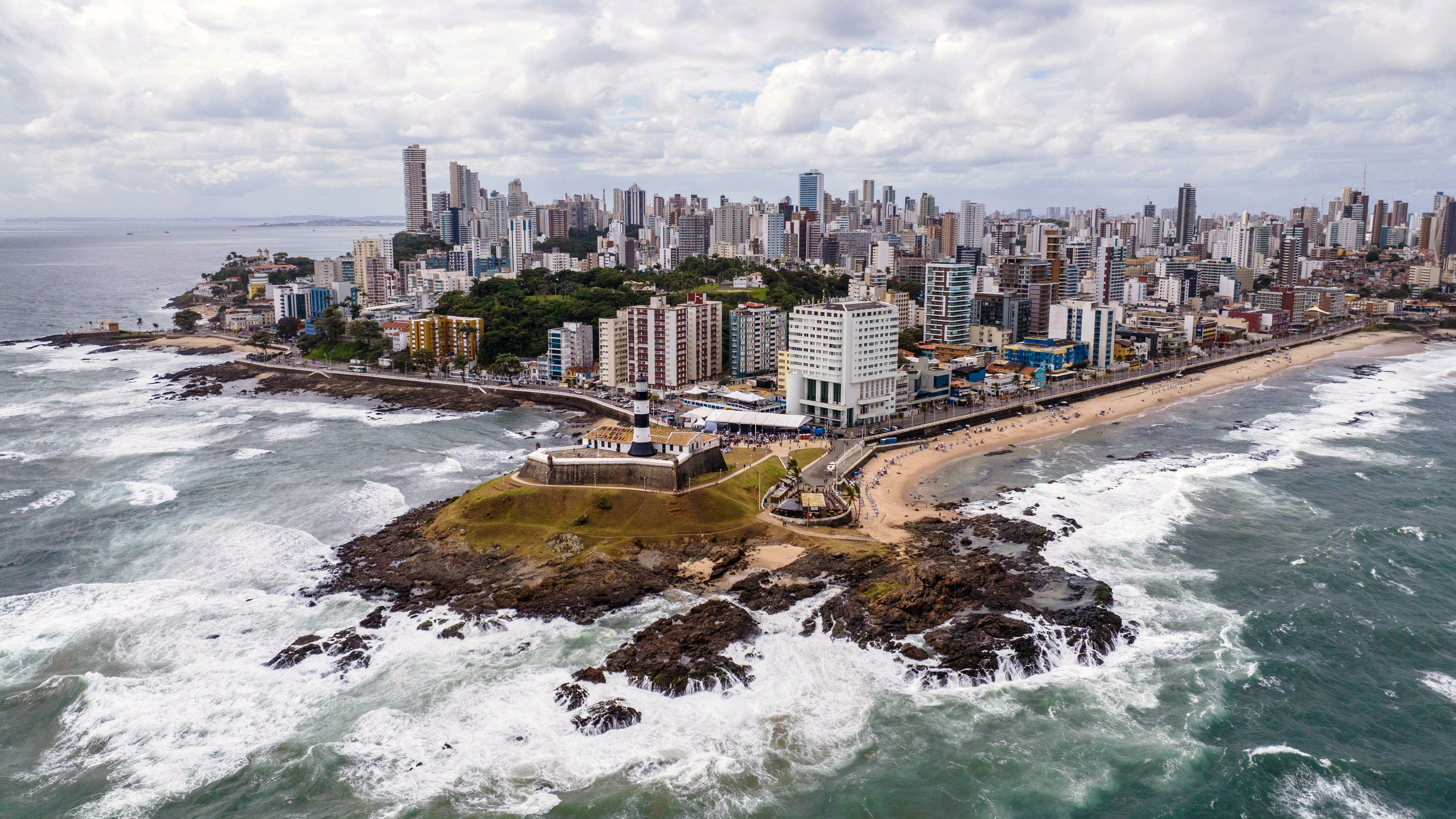 富萊德涂料：出口薩爾瓦多，為工業(yè)地面帶來高效防護(hù)與經(jīng)濟(jì)價(jià)值