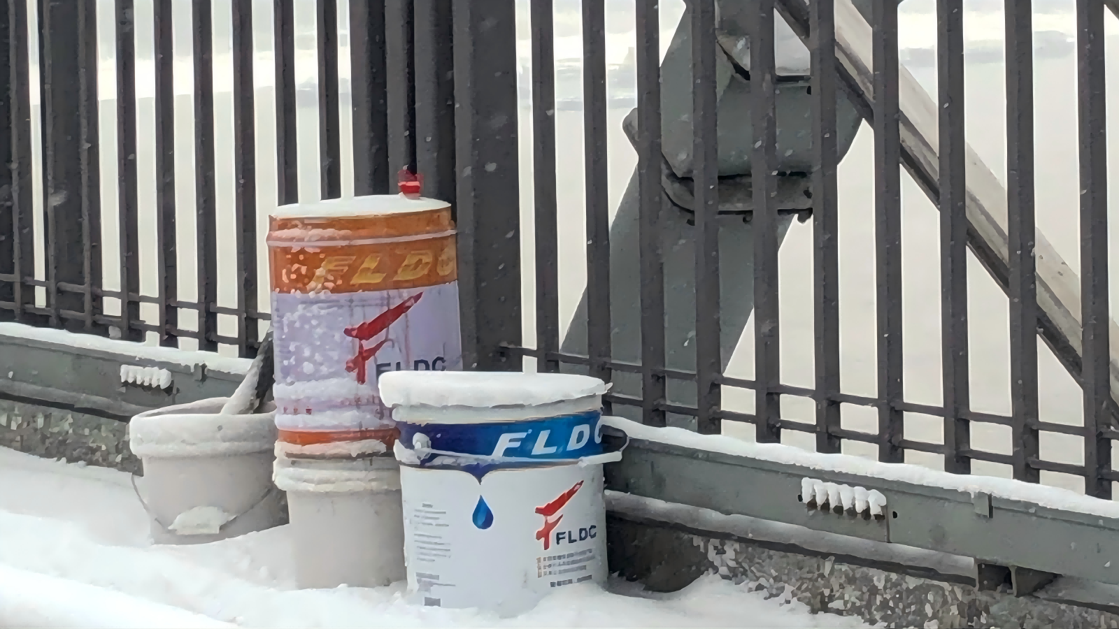 武漢陽邏長江公路大橋防腐工程：富萊德高性能防腐涂料的成功應(yīng)用