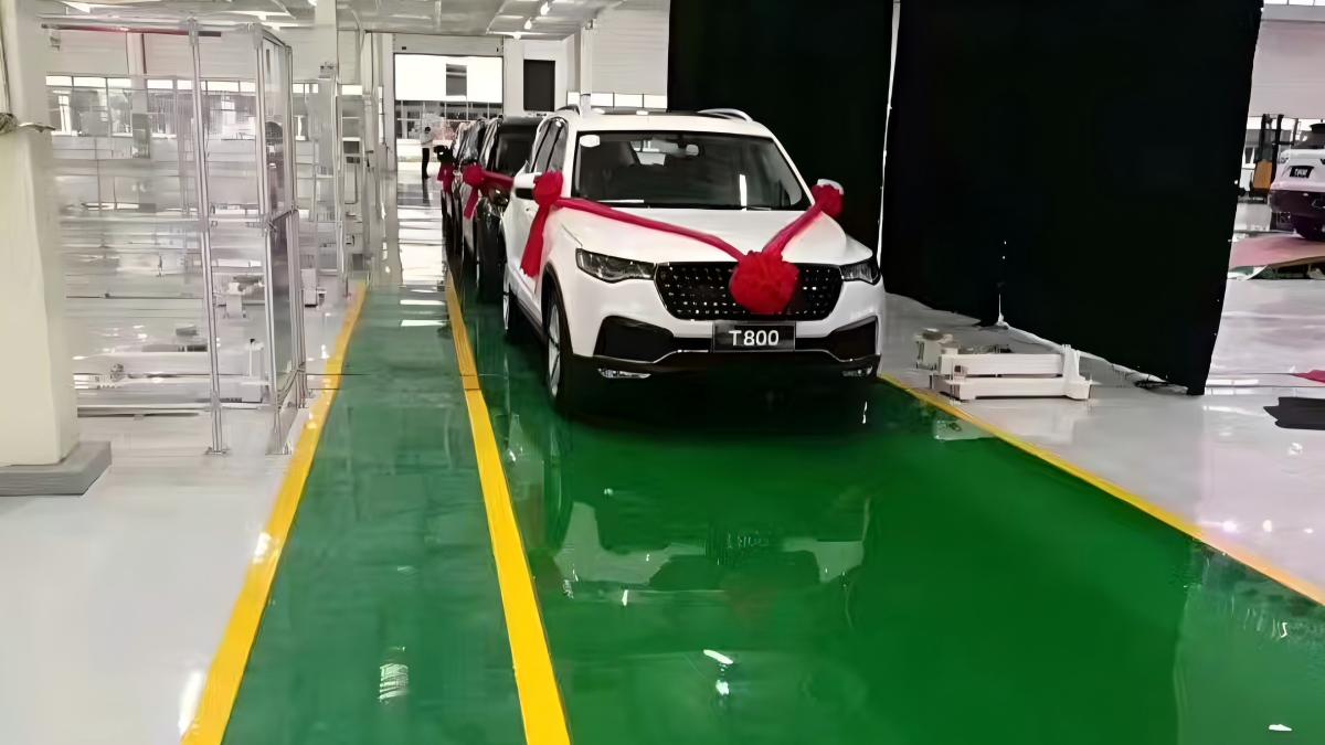 富萊德環(huán)氧地坪漆：為汽車制造廠提供定制化地面解決方案