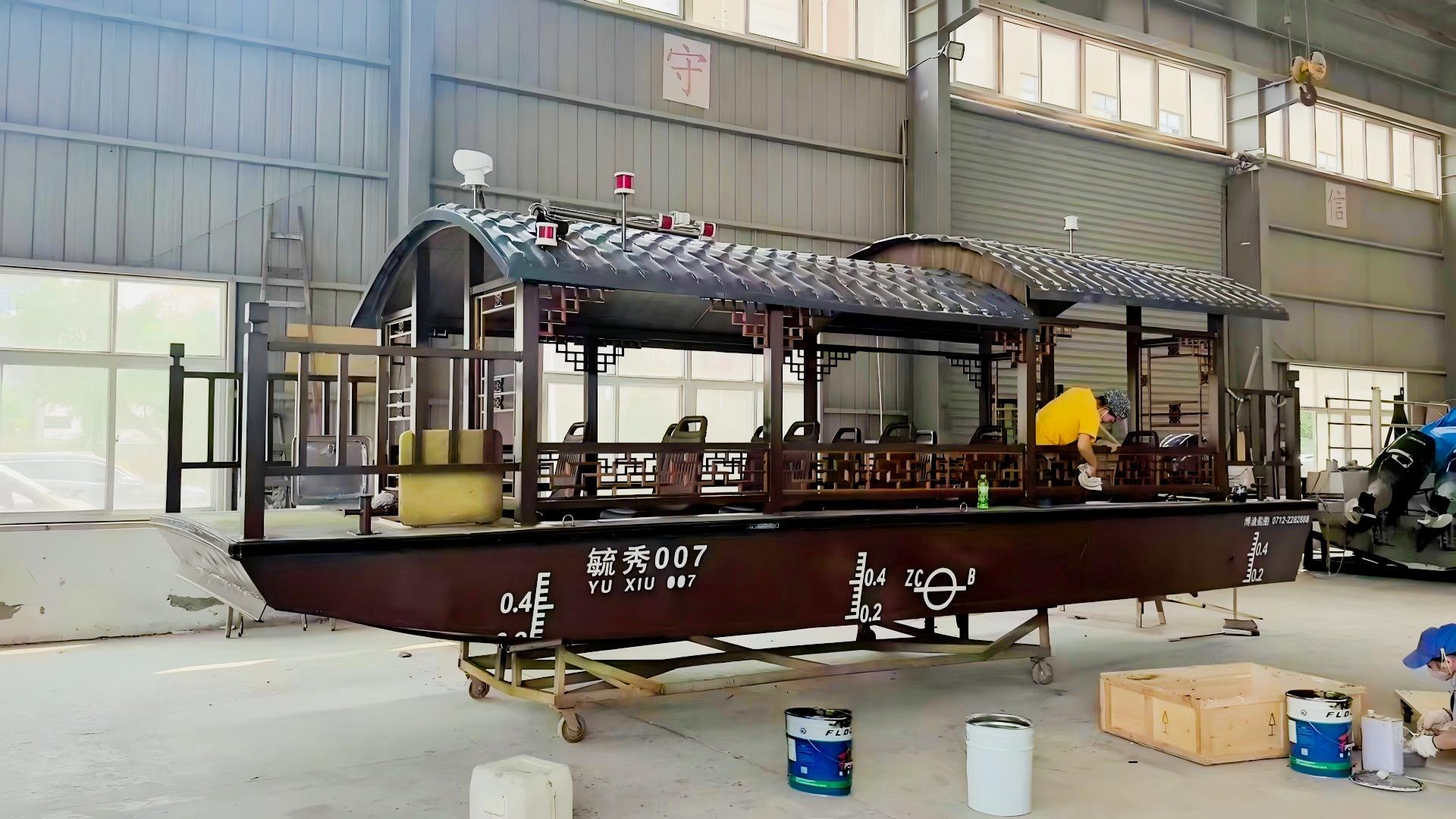 護(hù)航水上風(fēng)景線，富萊德涂料定制畫(huà)舫游船觀光船防護(hù)方案