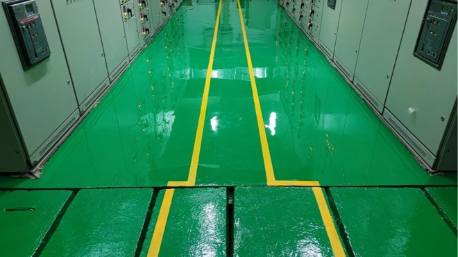 動(dòng)力車間防靜電環(huán)氧地坪漆 穩(wěn)定控靜電耐磨耐腐保生產(chǎn)