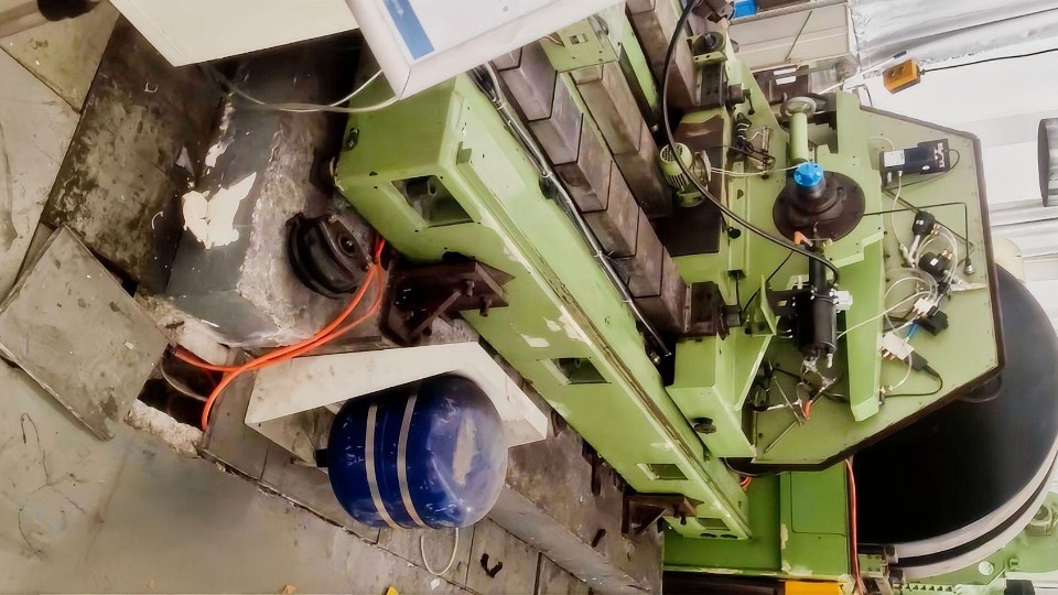 富萊德高性能設(shè)備翻新漆，為機(jī)床裝備注入持久生命力